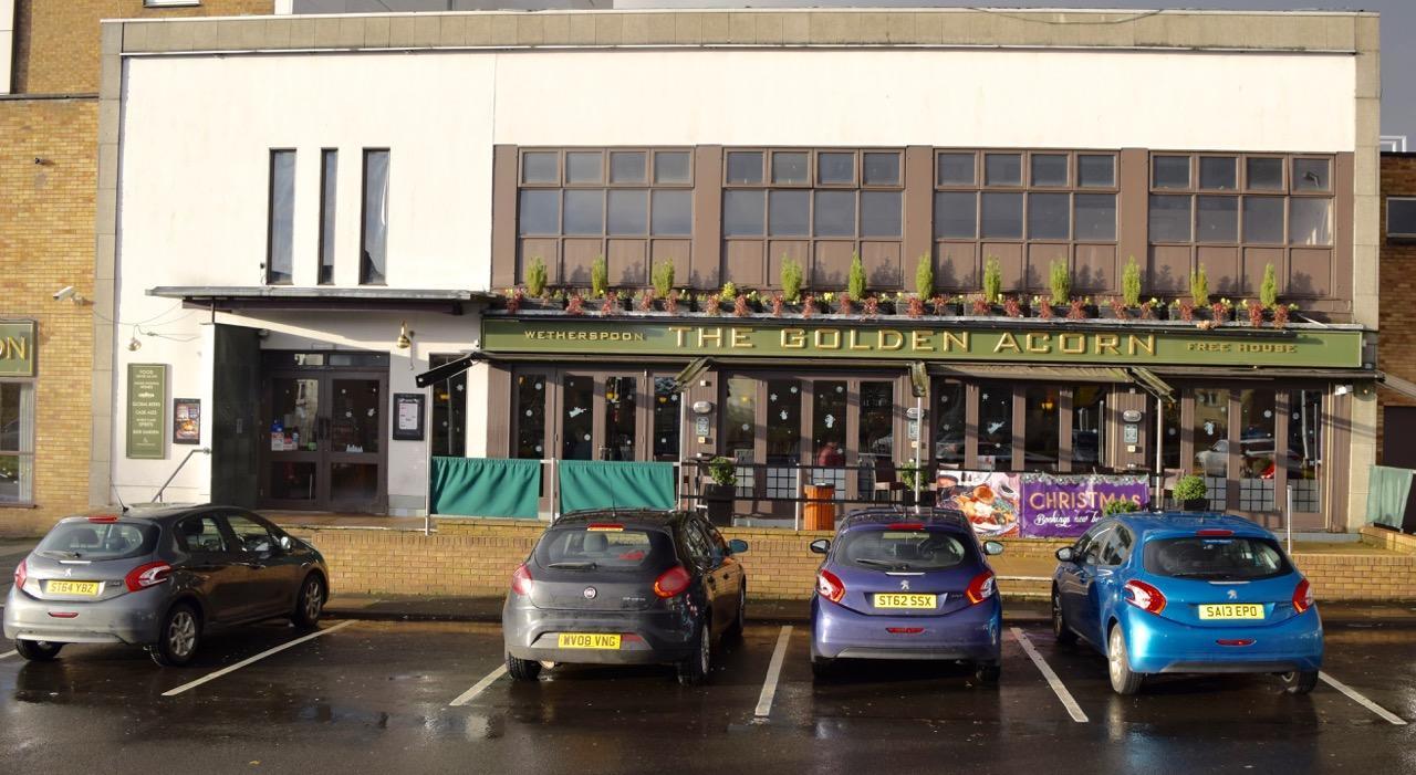 The Golden Acorn Wetherspoon Hotel Glenrothes Buitenkant foto